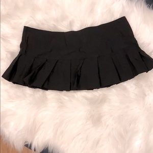Black Cheeky pleated mini skirt costume